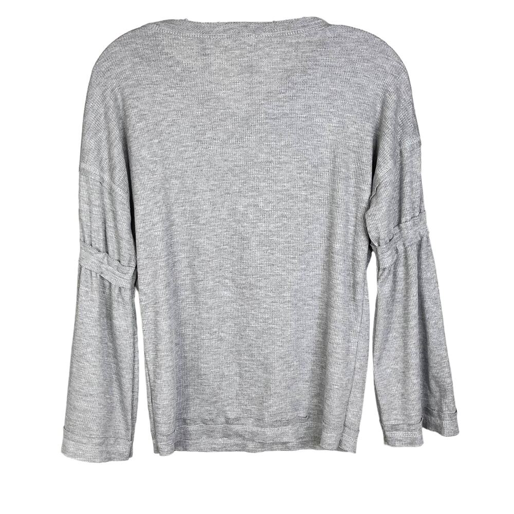 Nordstrom Baea Los Angeles V-Neck Waffle Flare Sleeve Top Gray Knit M - Picture 6 of 6
